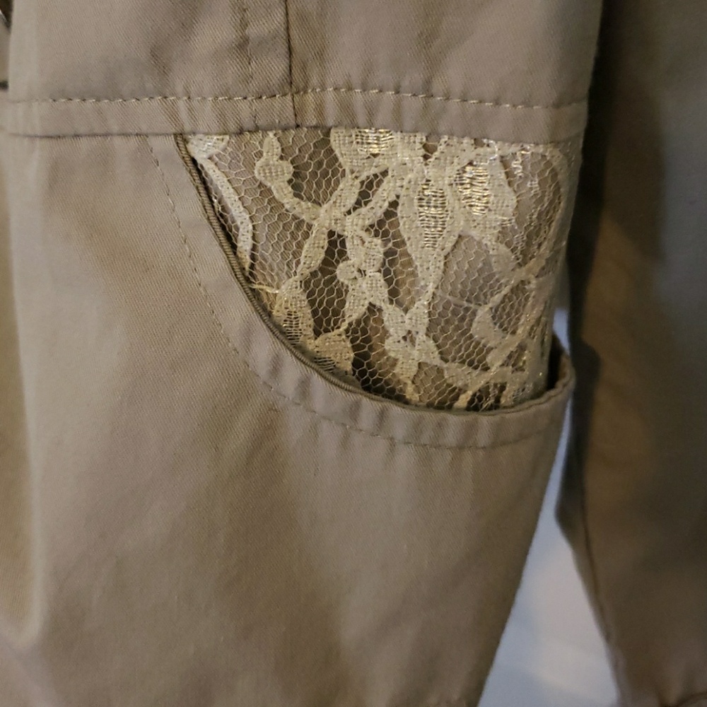 Jacket - Picture 2 of 4
